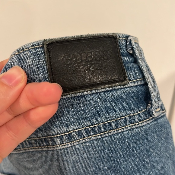 Guess cotton denim shorts . Size 31 - Picture 5 of 8